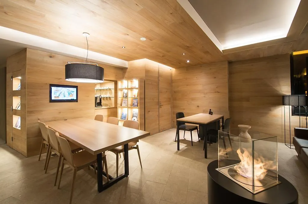 Aspect Niseko Apartment